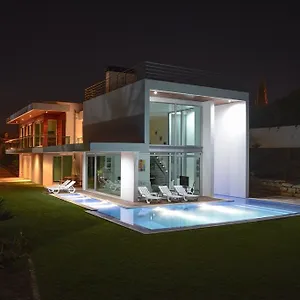 Villa Palmares Beach, Golf & Dream, Lagos